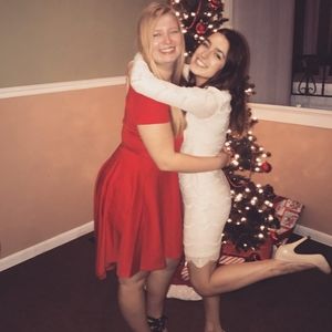 Meet your Posher, Claire